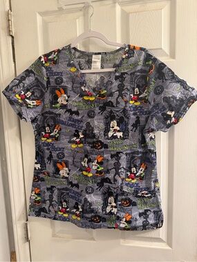 Disney Halloween Mickey & Minnie Scrub Top - Gray Background